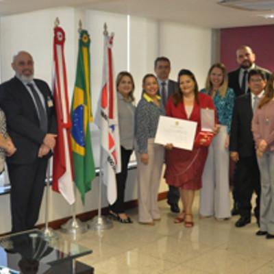 Entrega De Comenda Na Presidencia 2