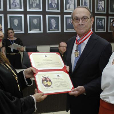 Medalha Serzedello Correa Ao Des Milton Nobre 3