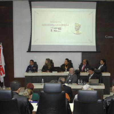 Medalha Serzedello Correa Ao Des Milton Nobre 5